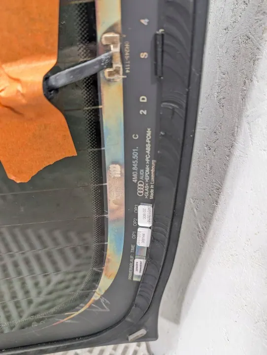 Vitre arrière hayon Audi Q7 S-Line OEM 4M0845501C image 3