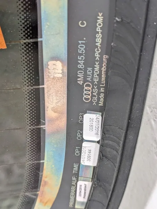 Vitre arrière hayon Audi Q7 S-Line OEM 4M0845501C image 7