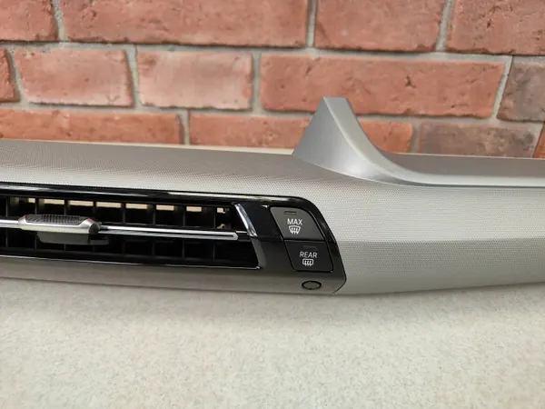 BMW OEM 9496115 Console Sierstrip Quarz Mat Afwerking image 6