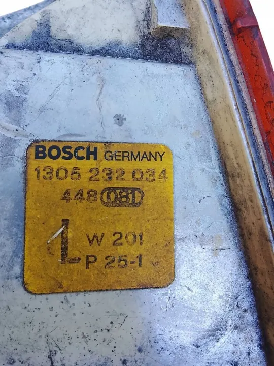 Mercedes-Benz 190 W201 etuvalo OEM 1305232034 image 6