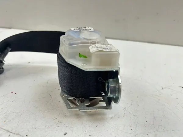 2015 Jeep Grand Cherokee Rear Seat Belt 2455248 image 5