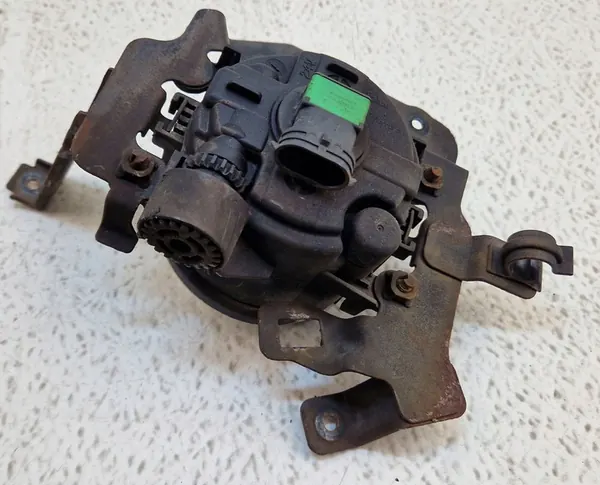 Faro Antiniebla Mitsubishi OE MN142091 image 2