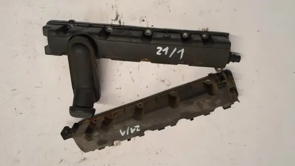 OEM 9656819980 Venttiilikansi Citroen C4 Grand Picasso image 2