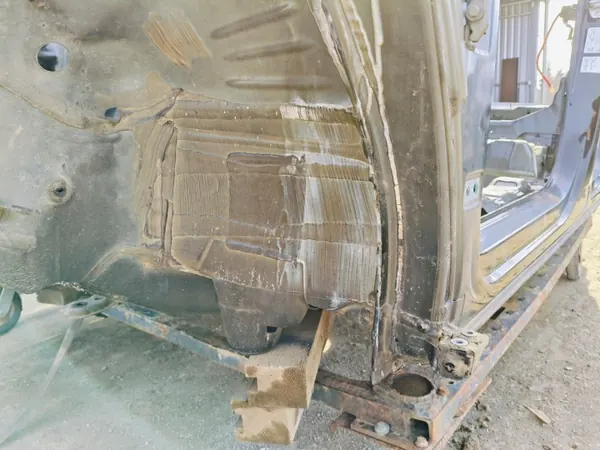 Fram vänster stänkskärm OEM 001 TIGUAN 26/04 LC9X image 3
