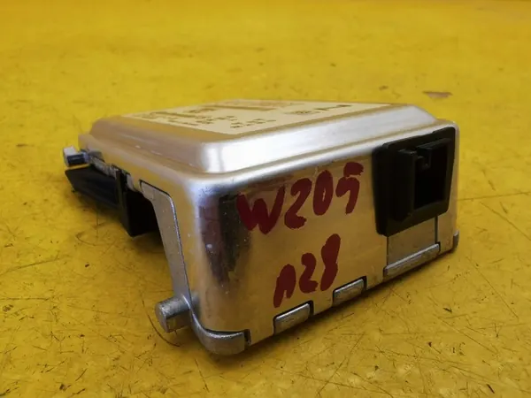 Cámara frontal Mercedes-Benz GLE image 3