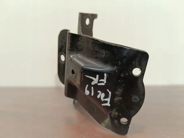 Subaru Forester vorderer Gurtstütz OEM FBZ26234 image 4