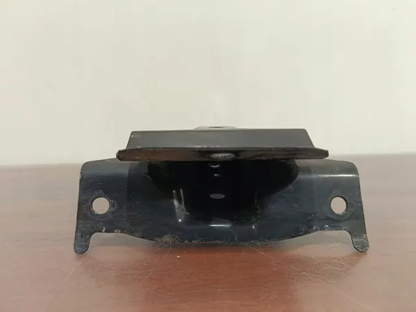 Subaru Forester vorderer Gurtstütz OEM FBZ26234 image 7