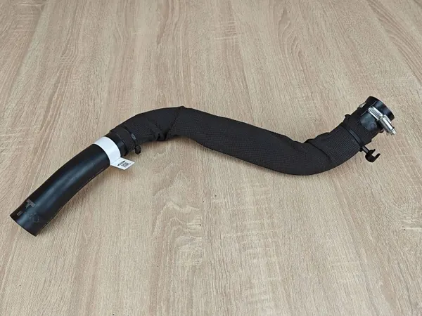 Manguera de Llenado Combustible OEM MB3Q9047GD VW Amarok II image 2