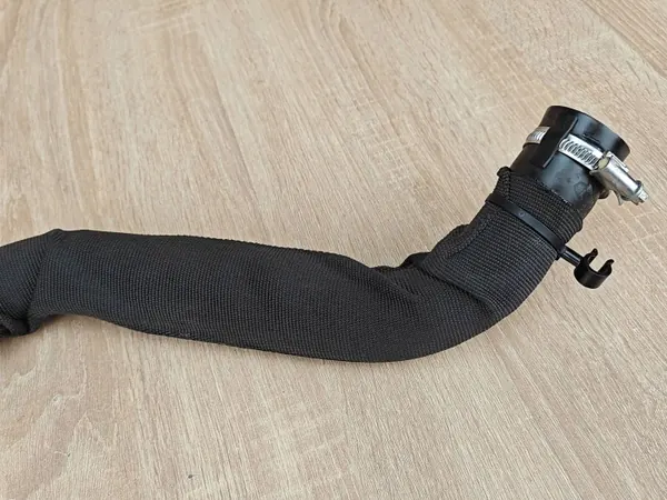 Manguera de Llenado Combustible OEM MB3Q9047GD VW Amarok II image 3