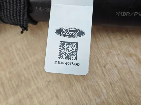 Manguera de Llenado Combustible OEM MB3Q9047GD VW Amarok II image 4
