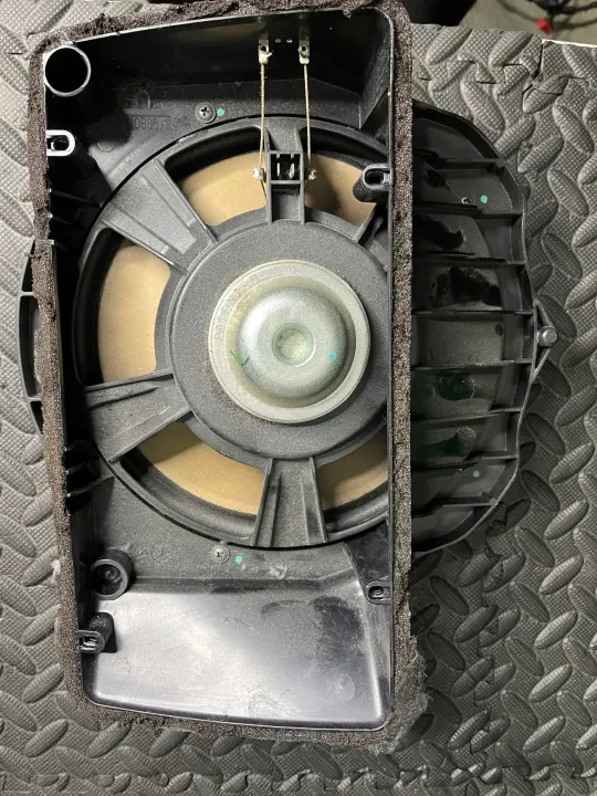 Basluidspreker VAG Audi A4 A5 RS5 2008-2017 OEM 8T0035412 image 5