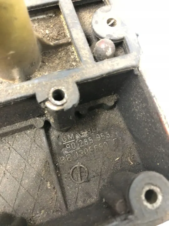 Tapa de válvulas Opel Astra G OEM 90285958 Usado image 3
