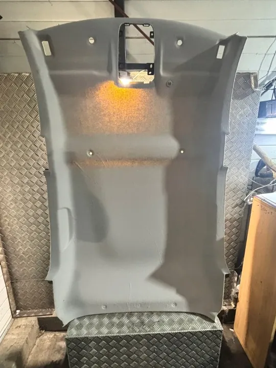 Teto Dacia Spring EV 2022 OEM PODSUFITKA image 2