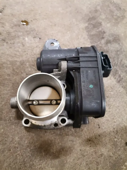 Corps de papillon Peugeot 2008 I 2018 OEM 9806300180 image 2