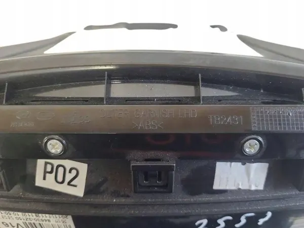 Hyundai I40 keskikonsolin tarjotin OEM 84635-3Z100 image 5