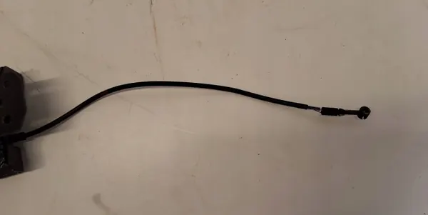 Verrou de capot Hyundai OEM 0499-P1-000035 Tucson III image 3