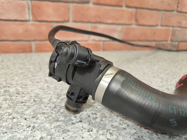 BMW F87 M2 F20 F30 Jäähdytyslinja N55 7604542 image 4