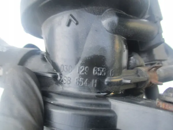 Tubo de turbina VW Passat B6 B7 Touran II 1.4 TSI image 6