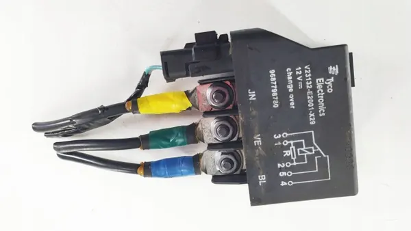 Module relais ventilateur OEM 968779878099 image 3