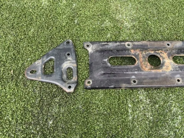 OEM 5801563495 Tvärfjädertäck Iveco Daily Vänster image 3