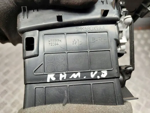Grade de ventilação do painel Dodge RAM 5MK67DX9AA image 2