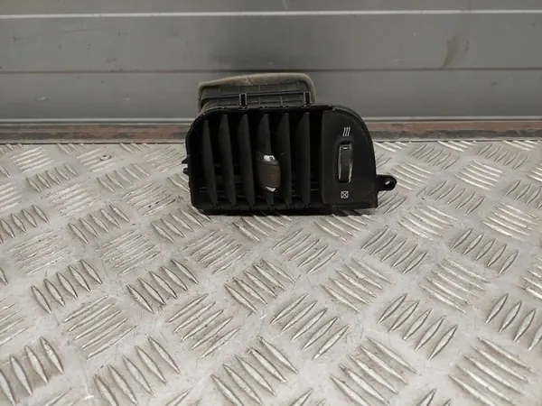 Grade de ventilação do painel Dodge RAM 5MK67DX9AA image 4