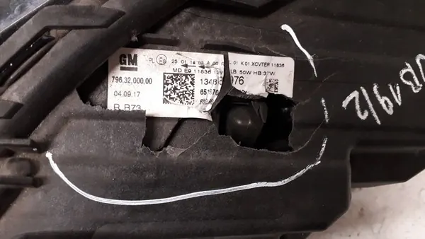 OPEL ASTRA 5 V Oikea Etuvalo IntelliLux 13488976 image 7