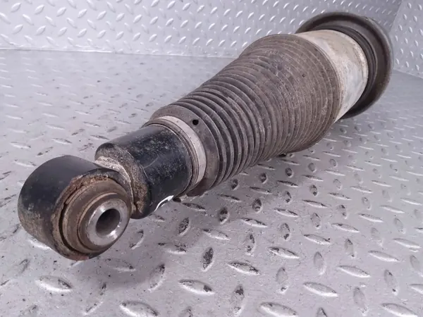 Gebruikte achter linker luchtveer OEM C2D18898 Jaguar image 3