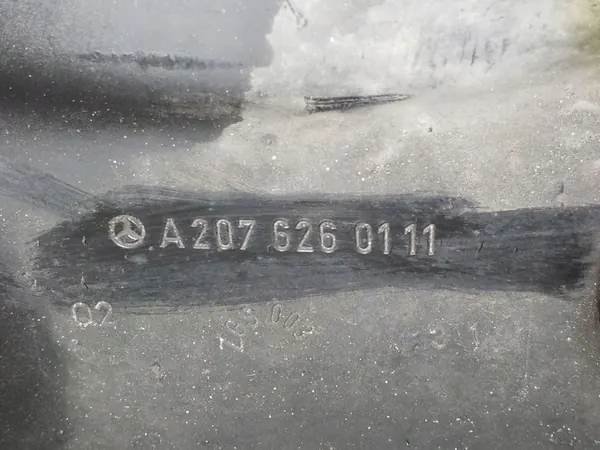 2012 Mercedes-Benz E A207 Sanki anteriore A2076260111 image 2