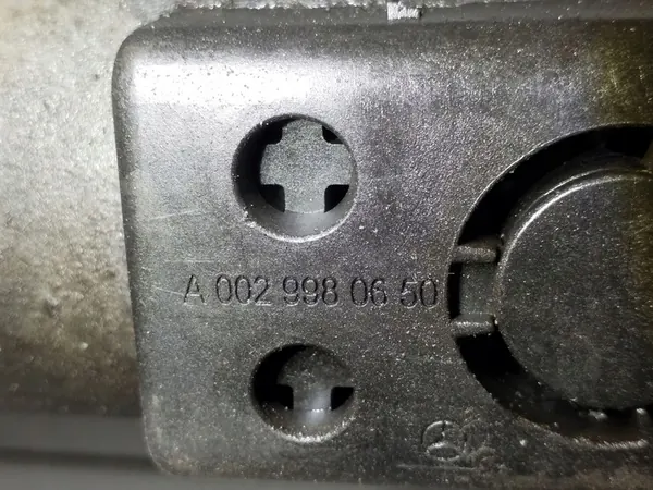 2012 Mercedes-Benz E A207 Sanki anteriore A2076260111 image 4