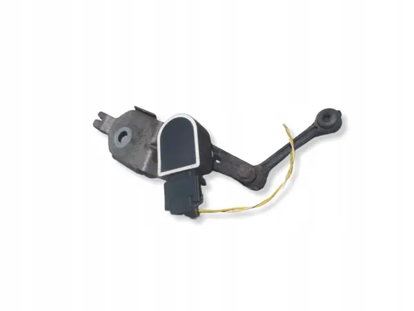 Mercedes Tasonanturi OEM A2139053302 Etu Vasen image 2
