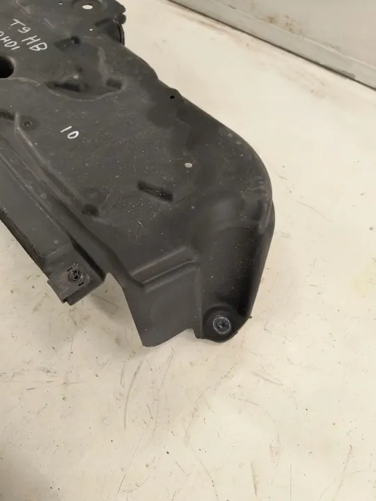 Peugeot 308 T9 Underrede Skydd Bak OEM 9804320180 image 3