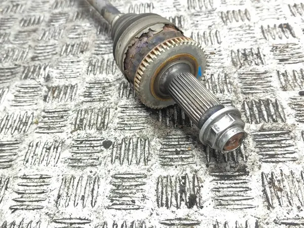 Hyundai Santa Fe 2013 Höger Bakre Halvaxel image 9