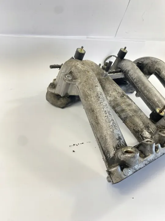Colector de Admisión OEM 1021413601 para Mercedes W124 W201 image 4