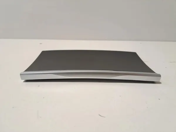 BMW M8 middenconsole bekleding OEM 9121902 - Gebruikt image 4