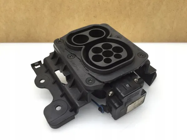 BMW i3 Ladebuchse OEM 9270565 001 - Gebraucht image 2