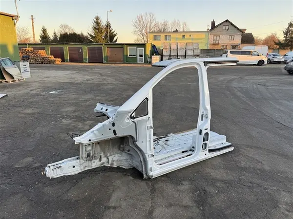 Pilar da Porta Dianteira Esquerda Mercedes Vito W447 image 3