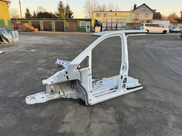 Pilar da Porta Dianteira Esquerda Mercedes Vito W447 image 4