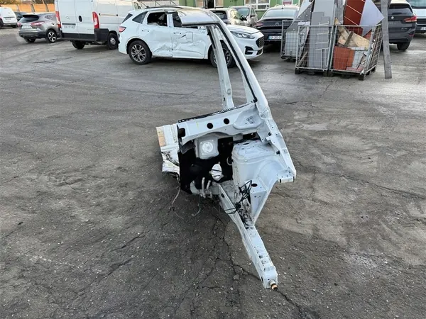 Pilar da Porta Dianteira Esquerda Mercedes Vito W447 image 5