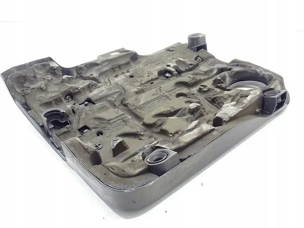 Couvercle Supérieur Moteur Golf VI Passat B7 2.0 TDI OEM image 4