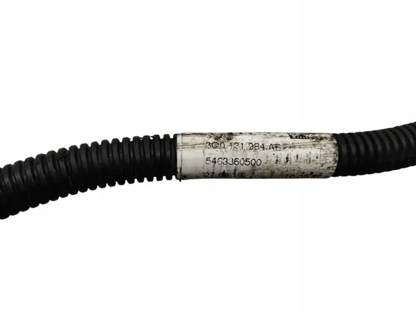 Käytetty AdBlue-putki OEM 3Q0131984A VW Passat B8:lle image 5