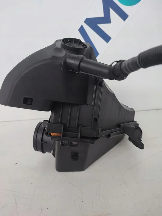 Ilmansuodattimen kotelo BMW X1 E84 AD851259902Q image 9