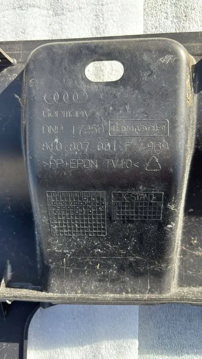 OEM DNP17250 Fram säkerhetsbältslock Audi A5 8T image 3