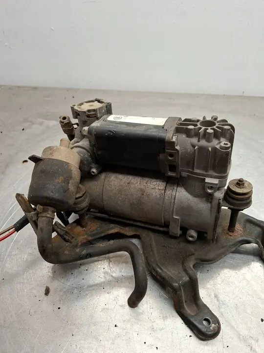 Pneumatisk fjädring kompressor Mercedes-Benz E W211 A2113201843 image 2
