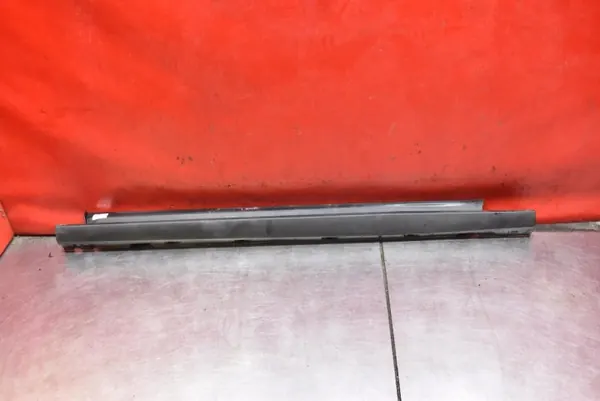OEM mamAUTO-1053541- Linke schwarze Schwellerverkleidung Ford Focus image 2