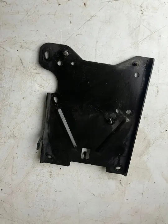 Suporte de Radar Peugeot 308 T9 Lift GT 98185150 image 3