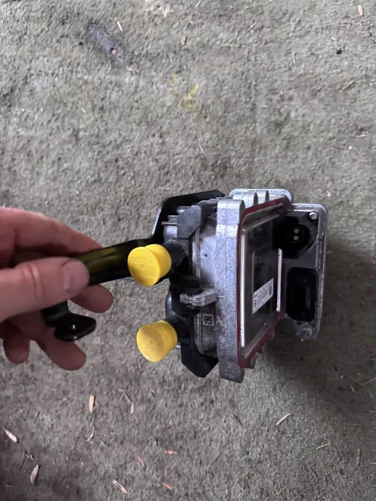 MERCEDES N293 W293 EQC Échangeur de chaleur A0008357300 image 5