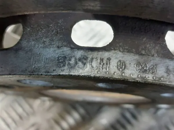 Disques, plaquettes et étriers BOSCH avant pour Audi A4 B6 image 5