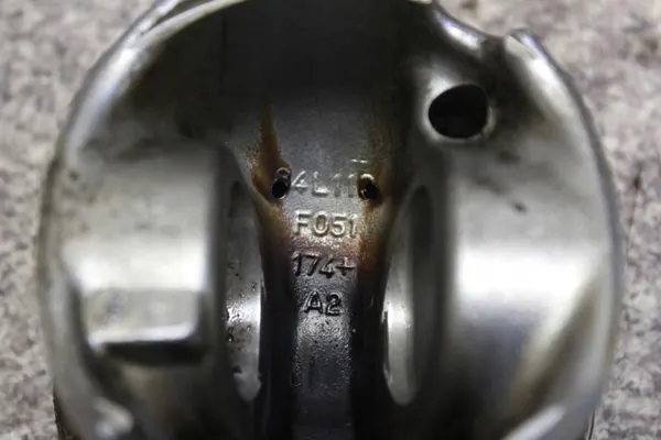 BMW N57D30A Piston & Bielle 84L110 911 image 6