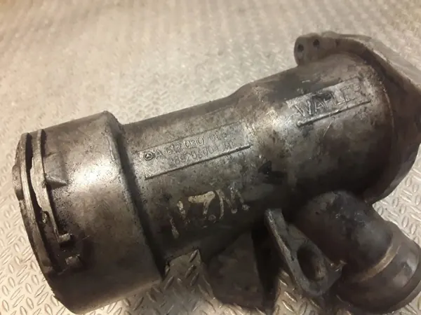 Mercedes-Benz EGR-rör OEM 6120900154 - Begagnad image 4